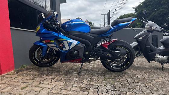 SUZUKI GSX-R1000 MOTO GP ABS SUZUKI GSX-R1000 MOTO GP ABS